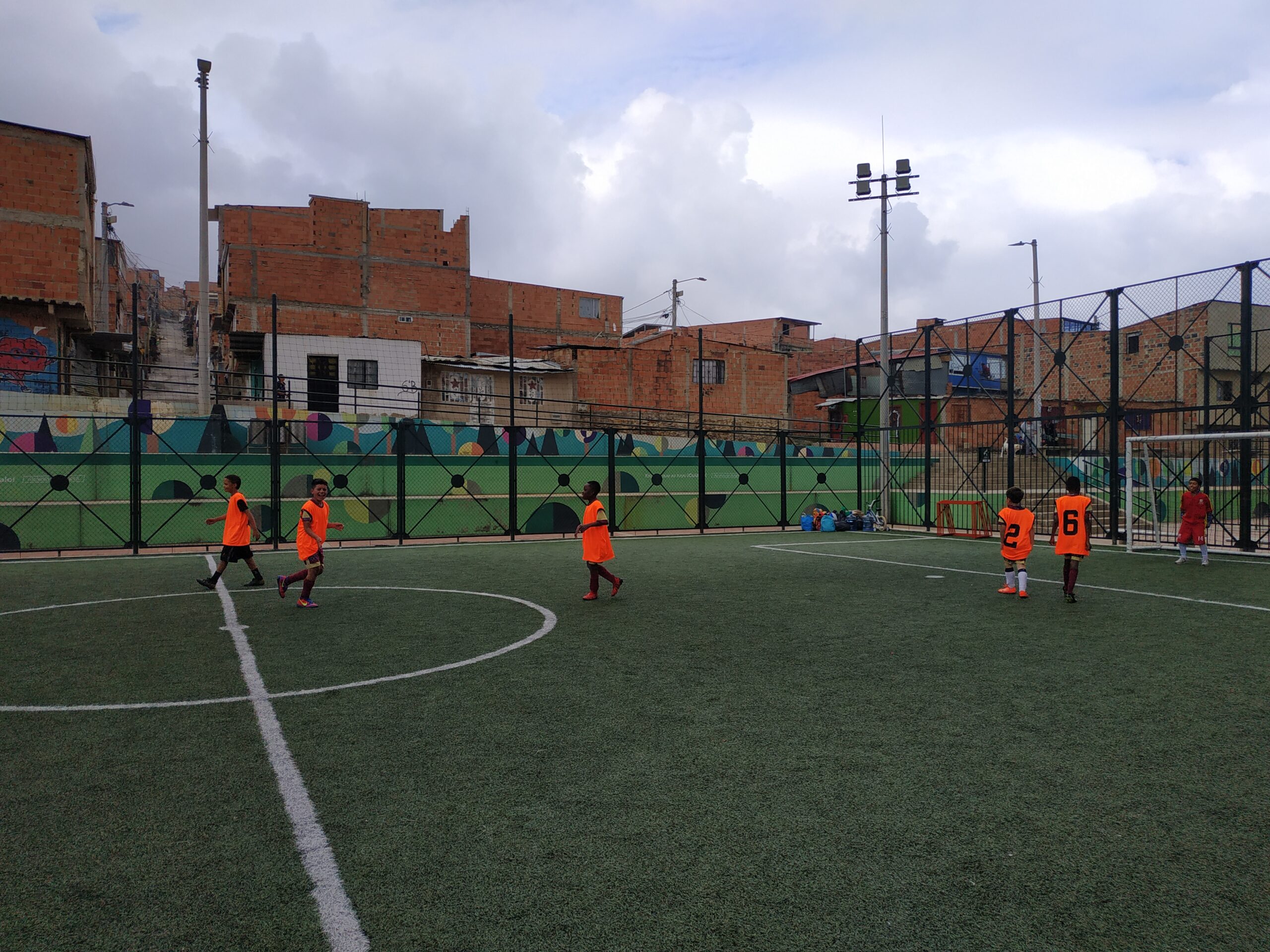Illimaní: un parque de Ciudad Bolívar que reverdeció con las manos de 100 niños y jóvenes