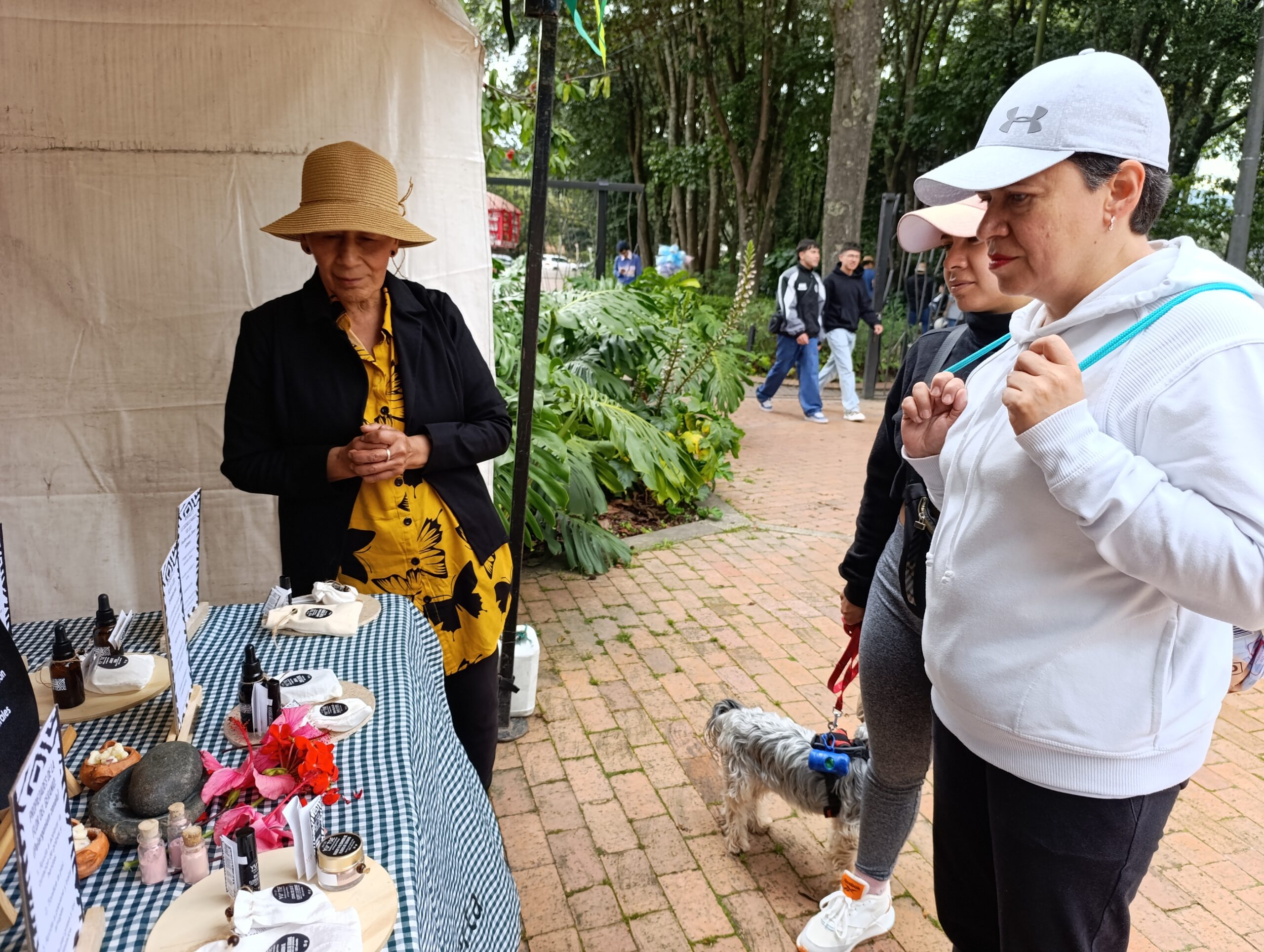 ¡Jardín Botánico realizó su primera feria de emprendimientos agroecológicos!
