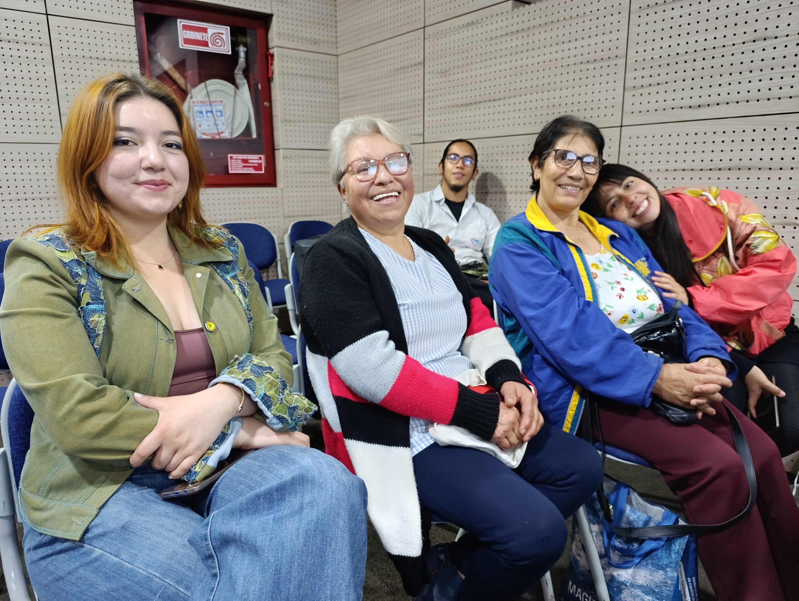 Historias del verde urbano: Un encuentro de saberes y experiencias con los huerteros de las cinco rutas agroecológicas de Bogotá