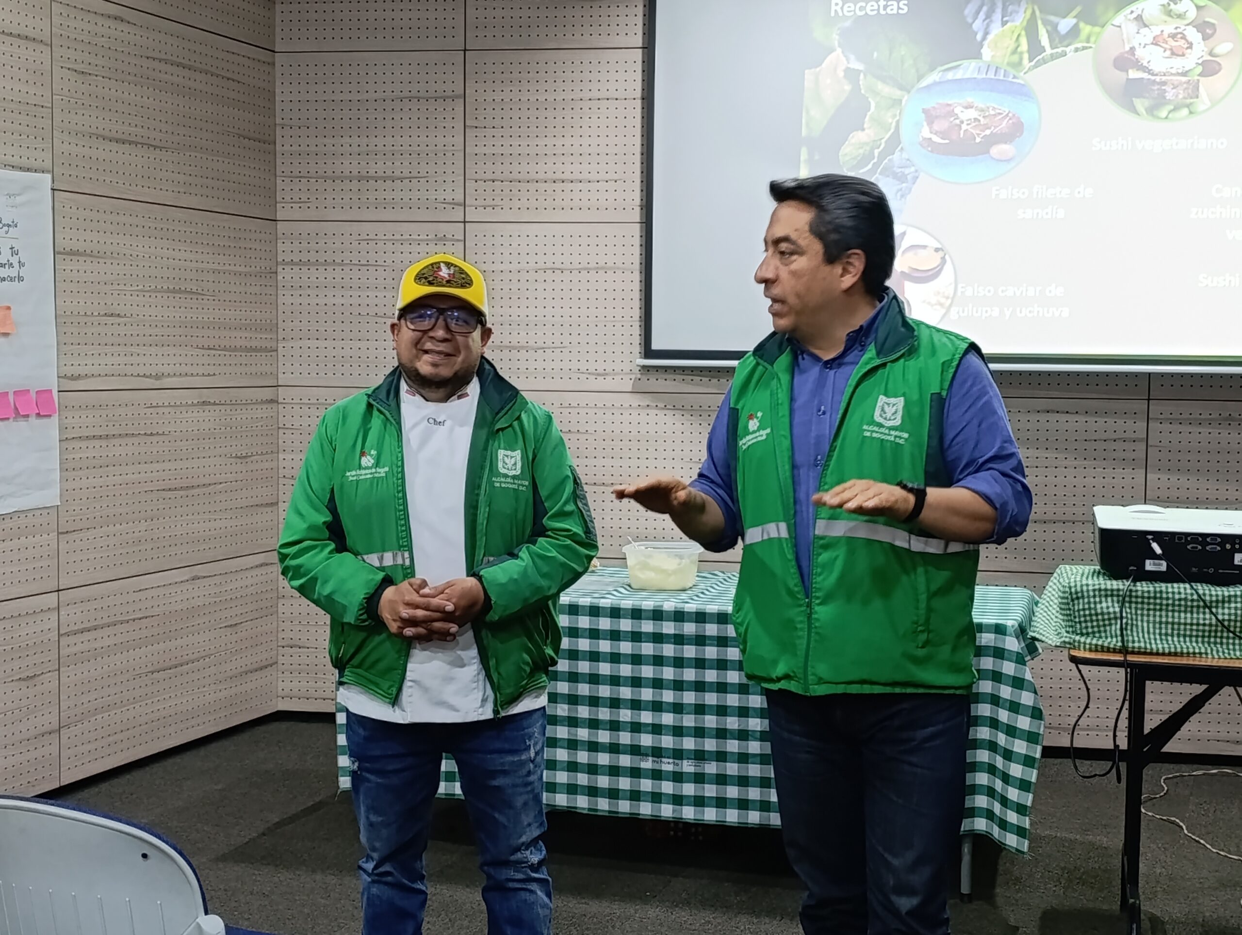 Historias del verde urbano: Un encuentro de saberes y experiencias con los huerteros de las cinco rutas agroecológicas de Bogotá