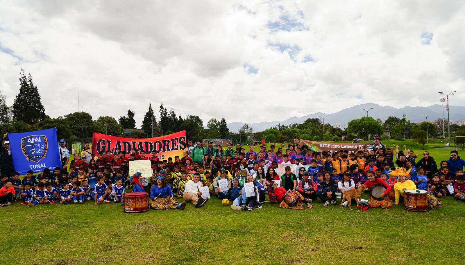 Historias del verde urbano: Copa de los 70 años: un compromiso futbolero con el bosque urbano El Tunal
