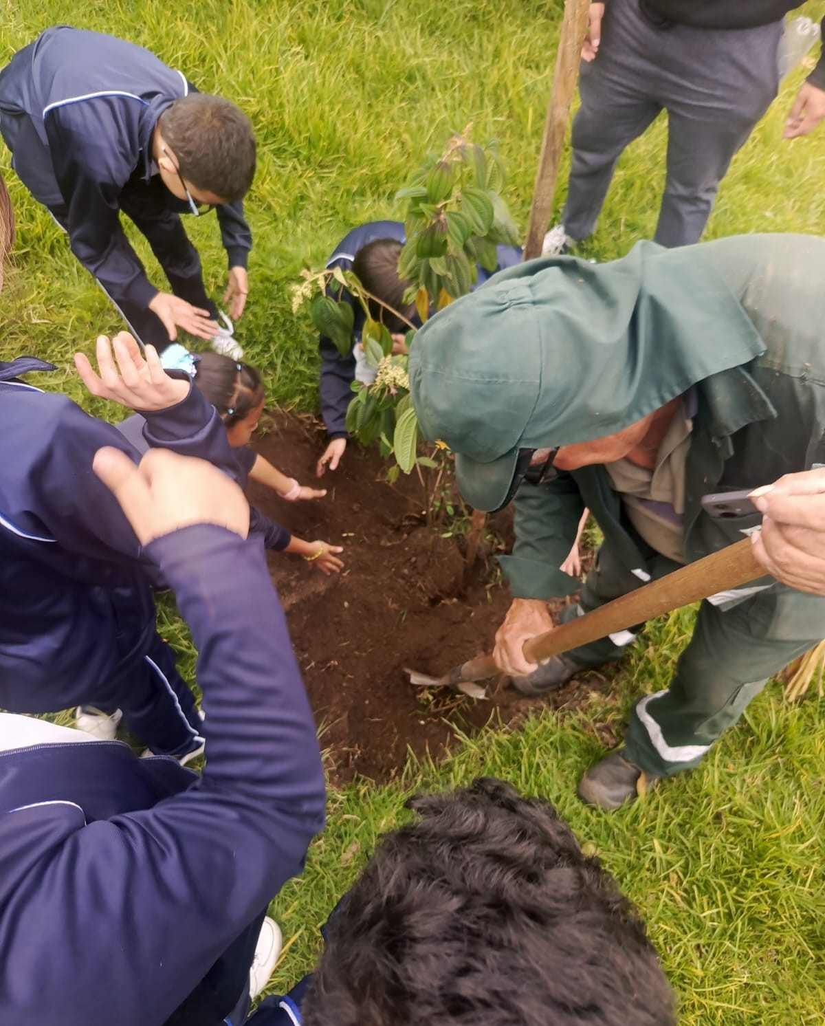 Historias del verde urbano: Los ‘pequeños’ guardianes del verde de Santa Lucía