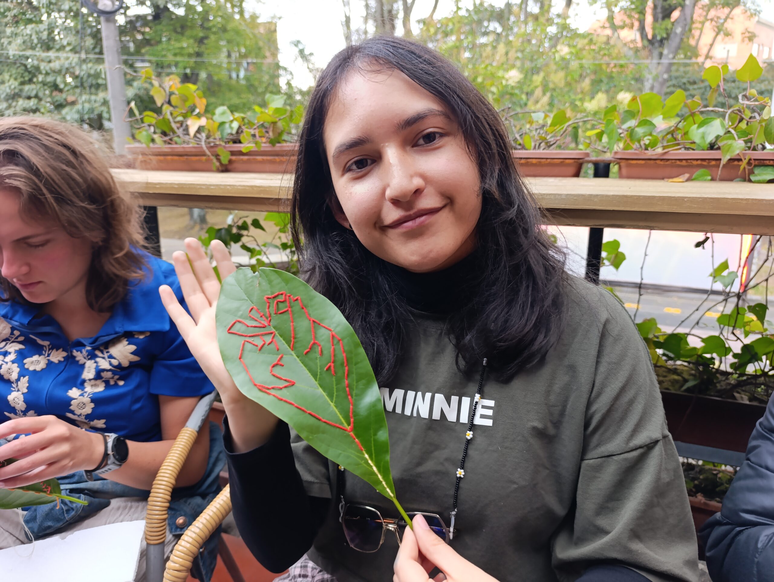 Historias del verde urbano: ¡Bordando en las hojas del Parkway!