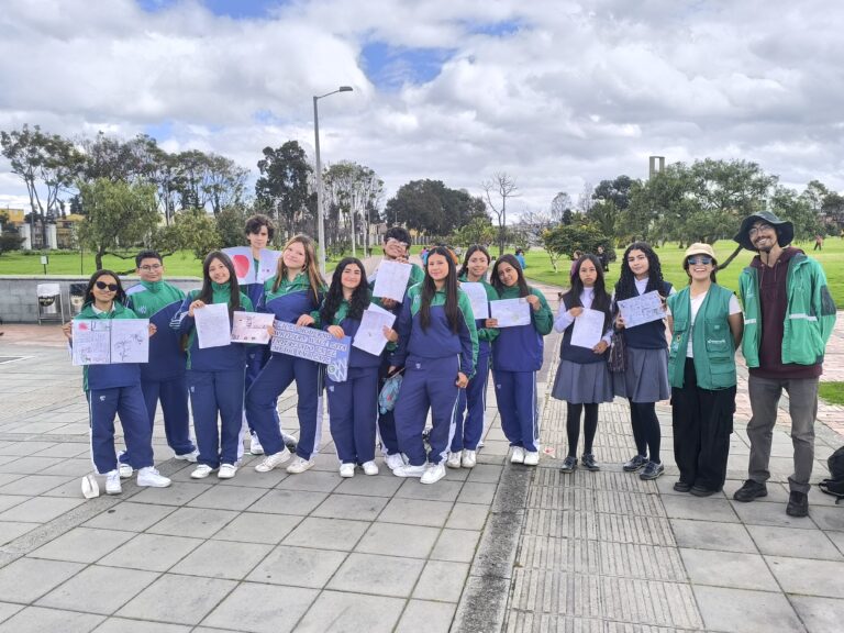Tejiendo territorios: Los guardianes verdes del Parque Villa Mayor