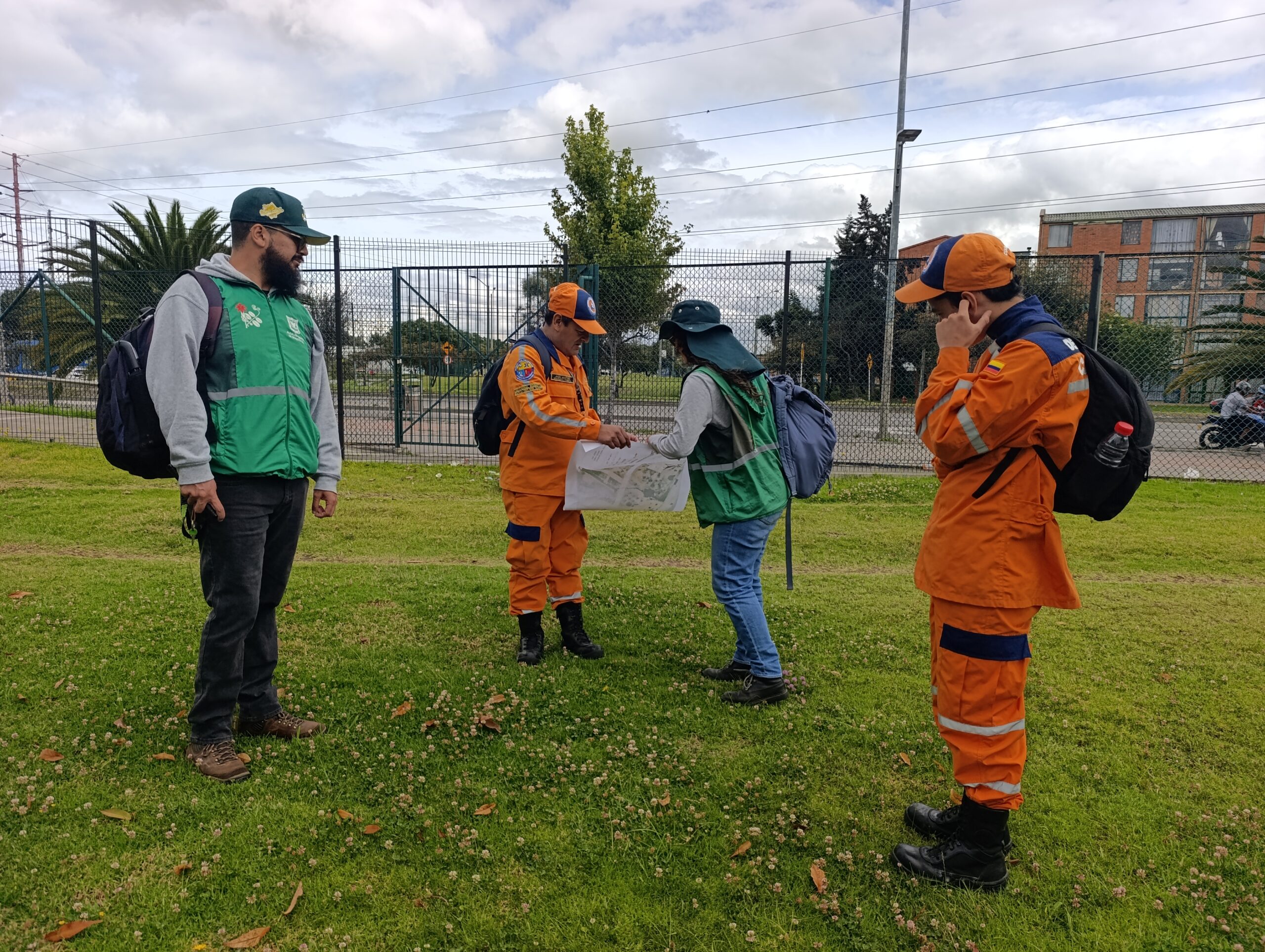 Historias del verde urbano: ¡Cocreando el nuevo arbolado de El Tunal! Historias del verde urbano: ¡Cocreando el nuevo arbolado de El Tunal!