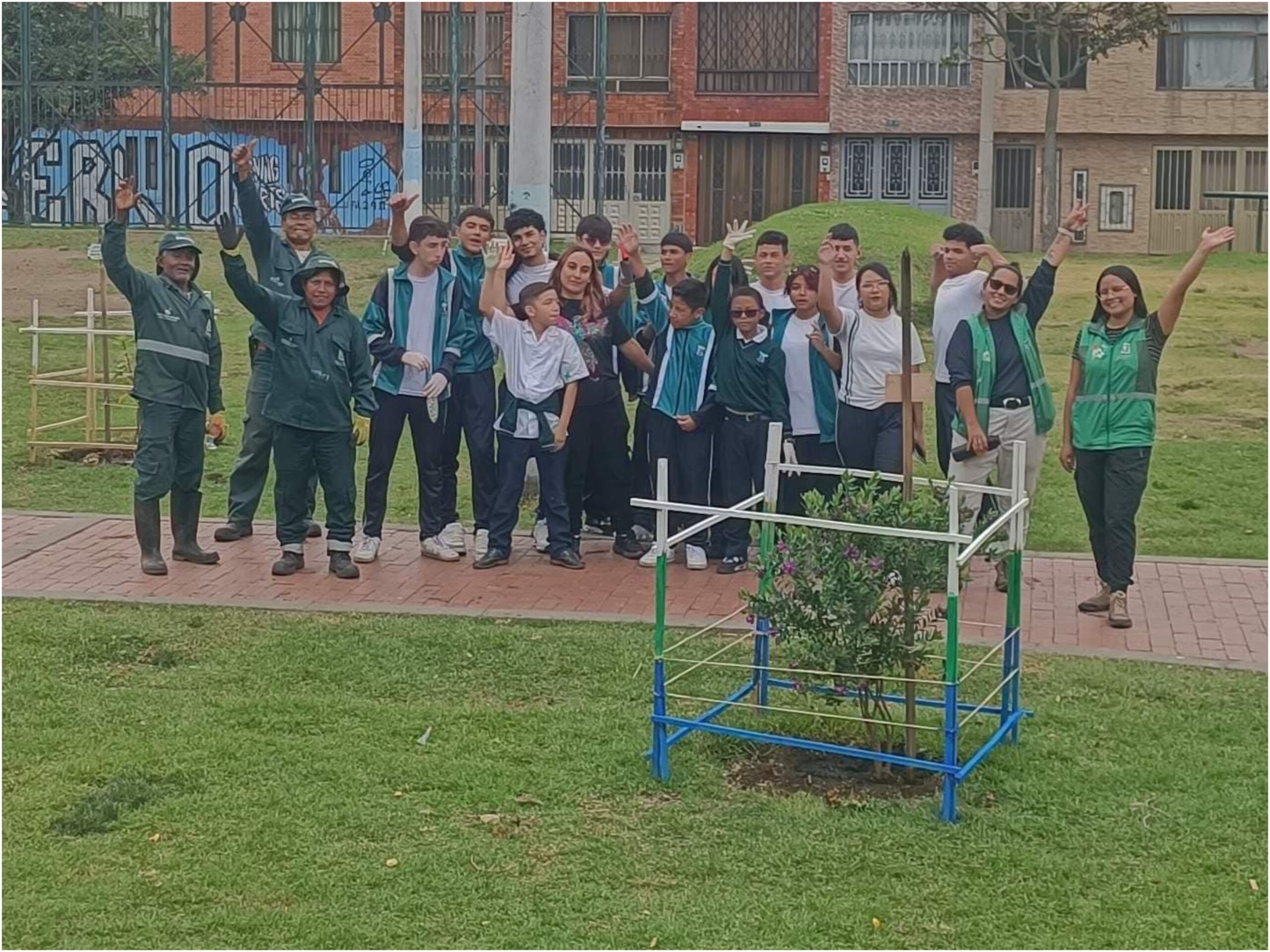 Historias del verde urbano: Actividades comunitarias ‘como en botica’ para cuidar el verde de Bogotá