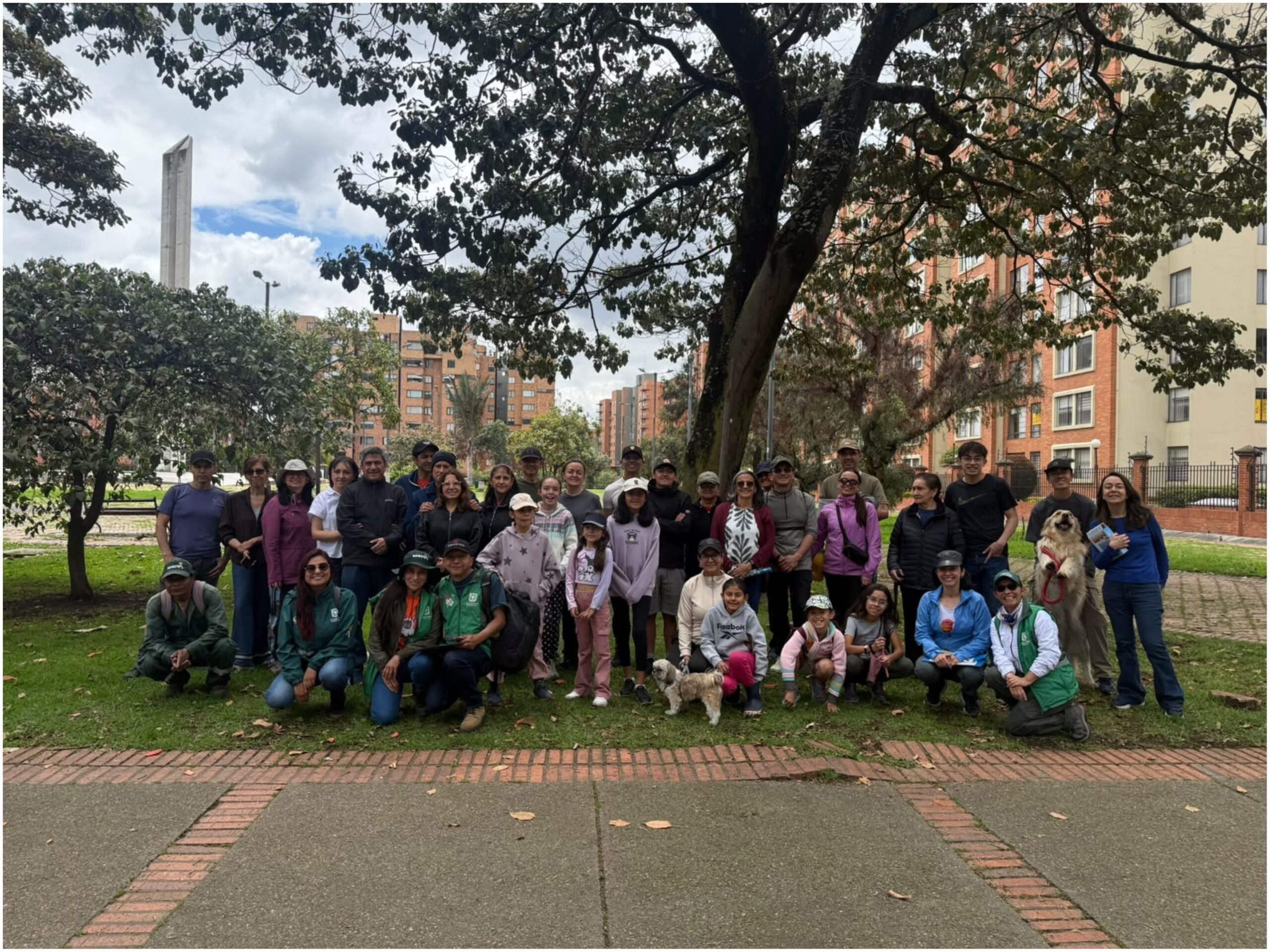 Historias del verde urbano: Bogotá recibió cerca de 500 “regalos verdes” durante la celebración del Día Mundial del Árbol Historias del verde urbano: Bogotá recibió cerca de 500 “regalos verdes” durante la celebración del Día Mundial del Árbol