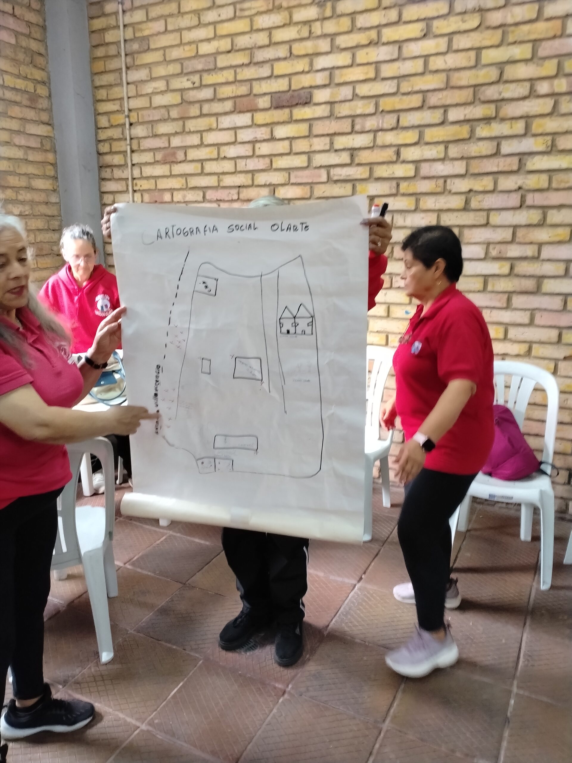 Tejiendo territorios: Sembrando resiliencia en Olarte: Adultos mayores frente al cambio climático desde el territorio