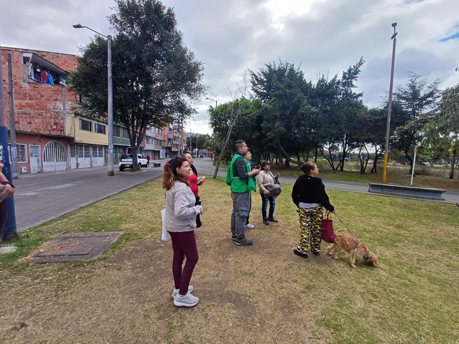 Tejiendo territorios en la comunidad del barrio Villas del Dorado Norte: Participación comunitaria en el humedal Jaboque